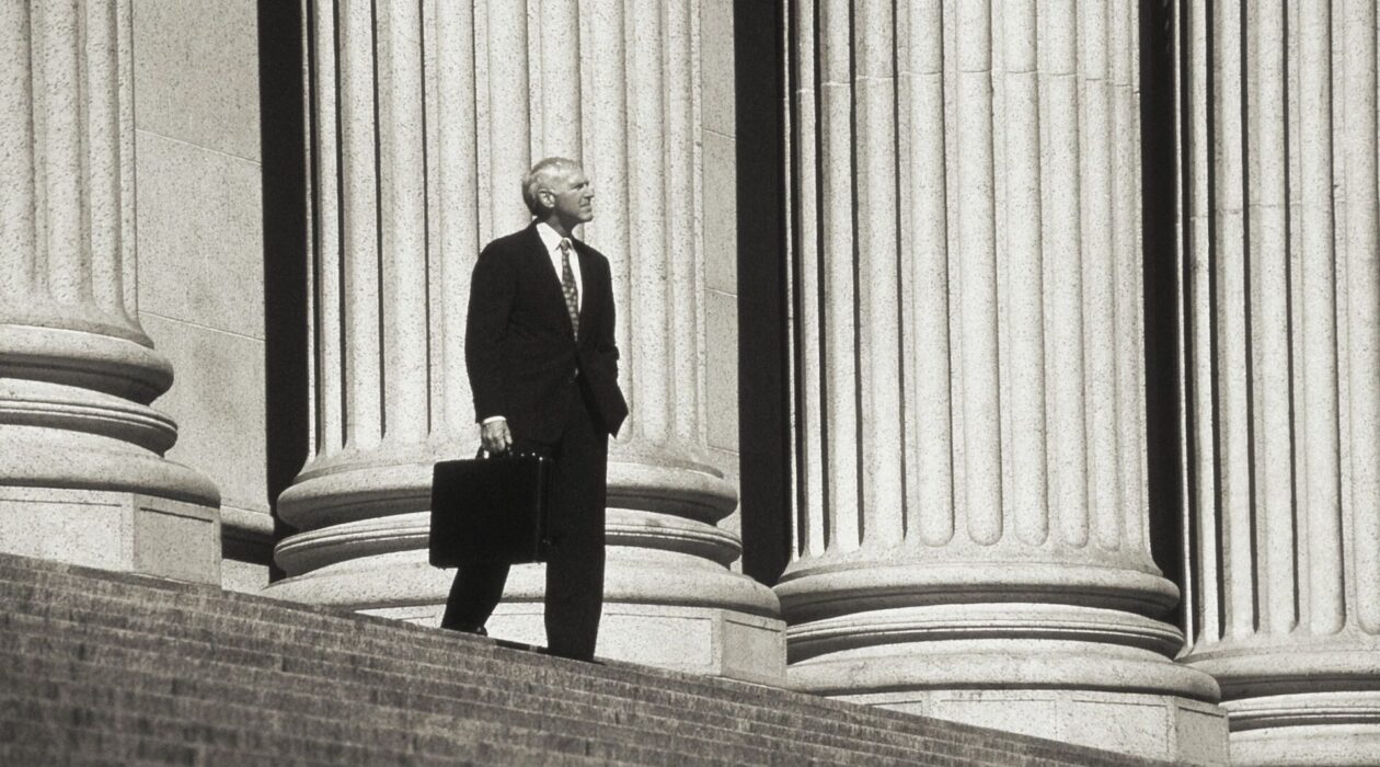 Grand Rapids, Michigan Securities Fraud / Broker Fraud Attorney. Sure, Featured by top securities fraud attorneys, The White Law Group.