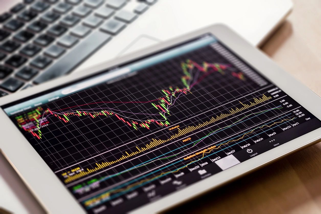 Betsy Lou Whipple : Investor Lawsuit. Featured by top securities fraud attorneys, The White Law Group.