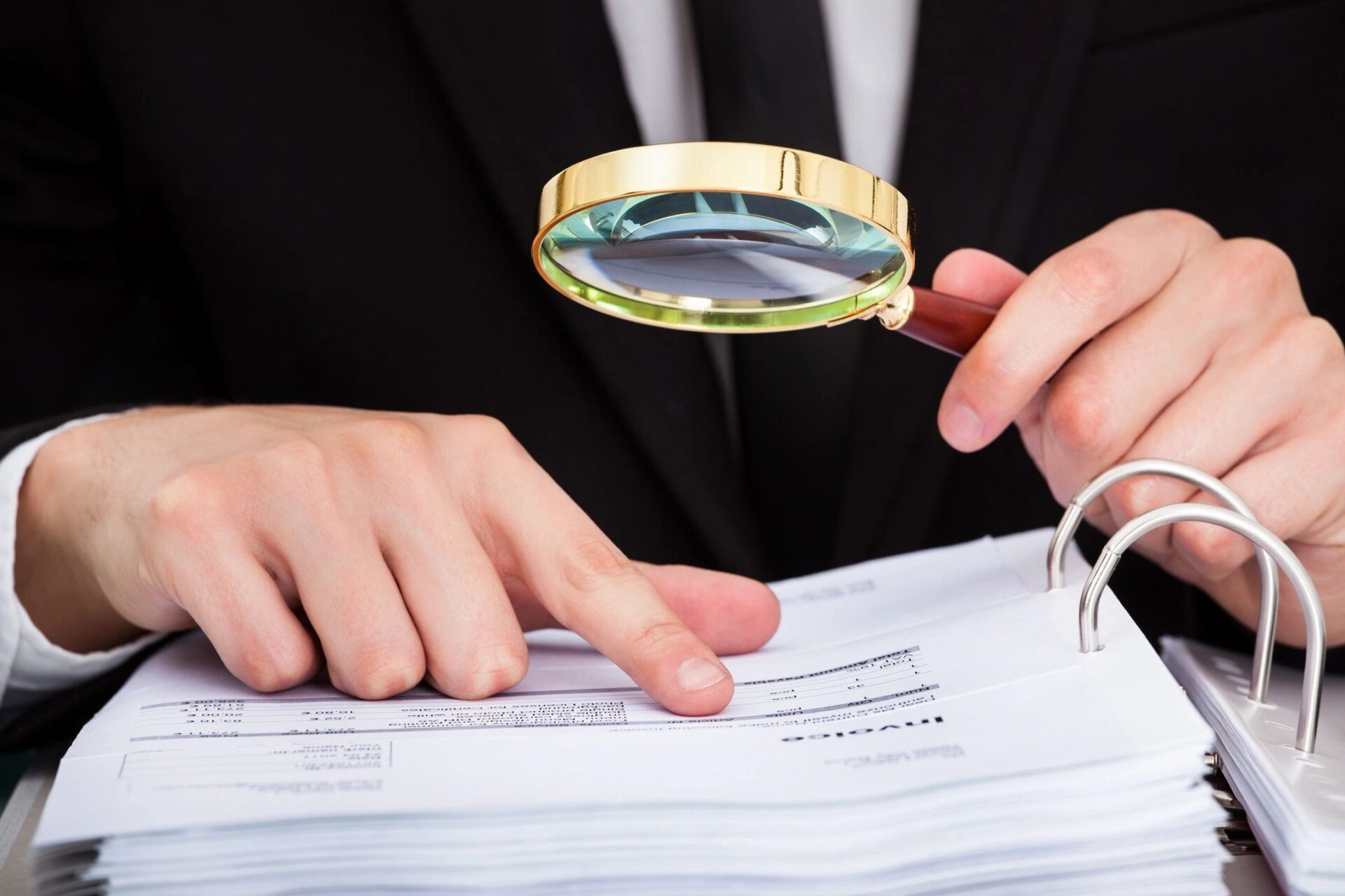 David Long Jr., Edward Jones Complaints: Selling Away Allegations featured by top securities fraud attorneys, The White Law Group.